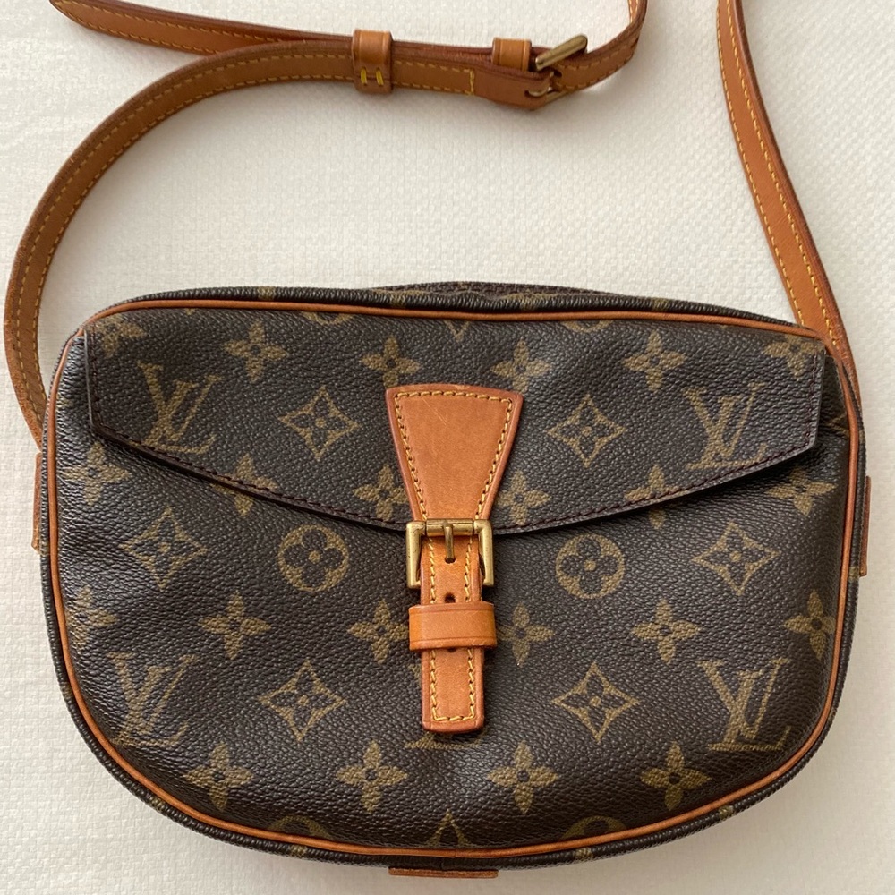 Louis Vuitton Monogram Jeune Fille Crossbody - Picture 16 of 16